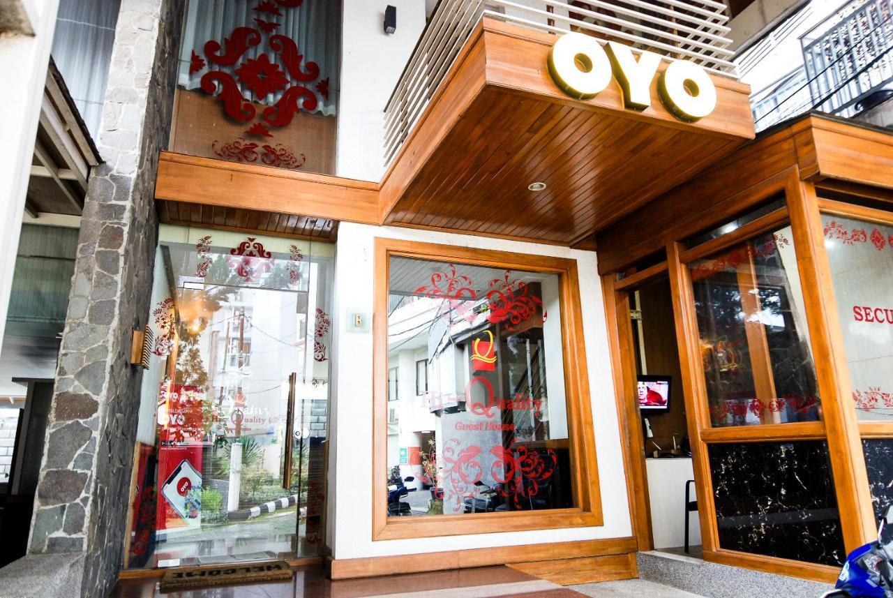 Oyo 229 Hi Quality Hotel Bandung Buitenkant foto