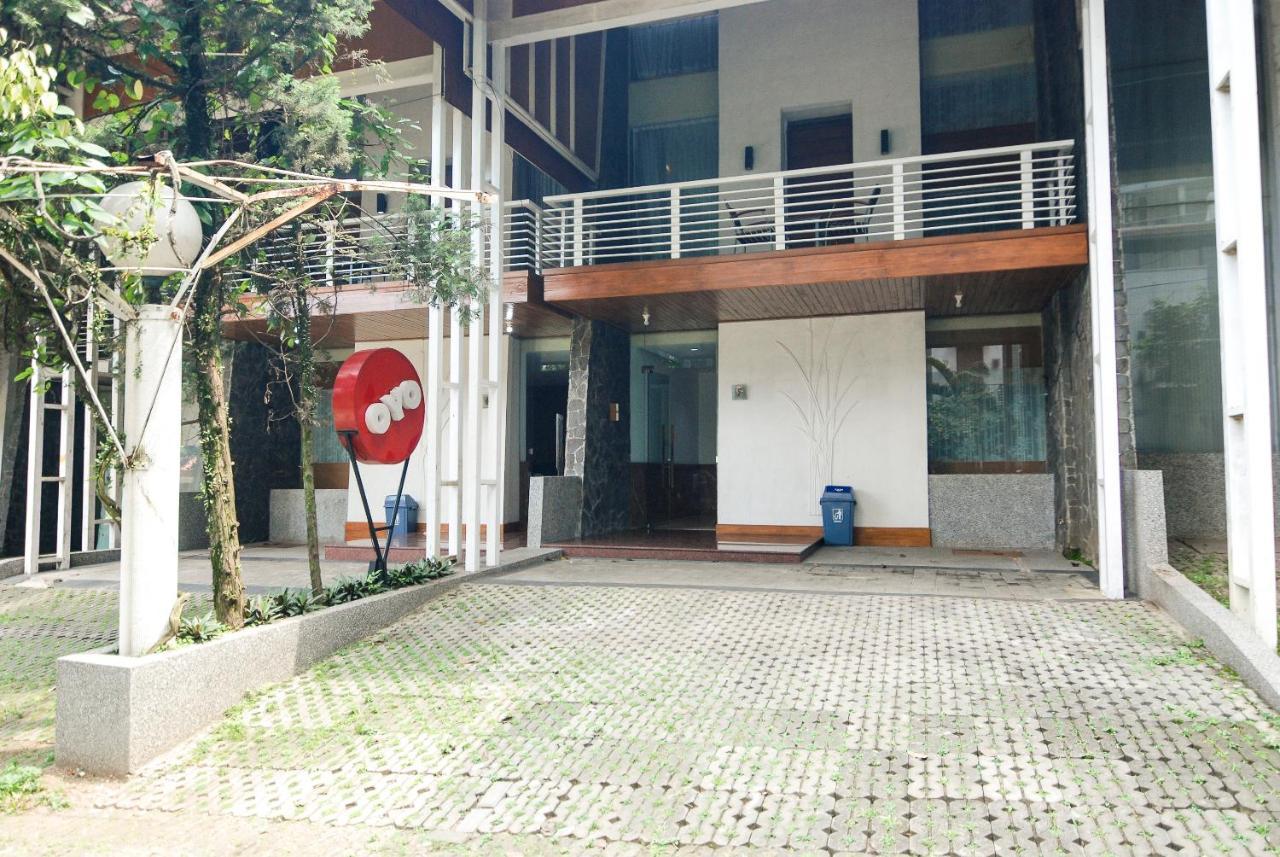 Oyo 229 Hi Quality Hotel Bandung Buitenkant foto