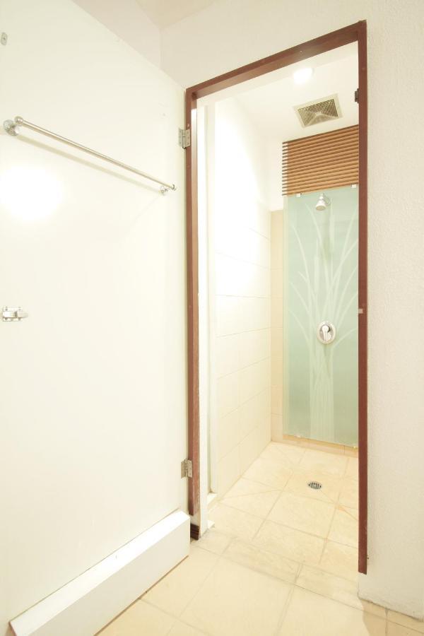 Oyo 229 Hi Quality Hotel Bandung Buitenkant foto