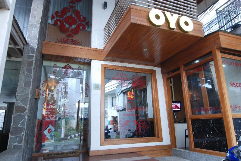 Oyo 229 Hi Quality Hotel Bandung Buitenkant foto